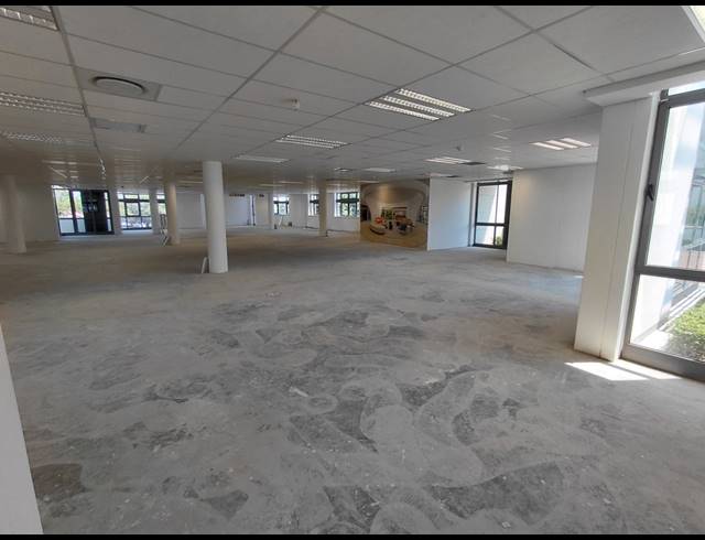536M² OFFICE TO LET IN WATERFALL